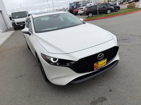 New 2026 MAZDA MAZDA3 2.5 S Hatchback w/ Premium Pkg FWD image 8