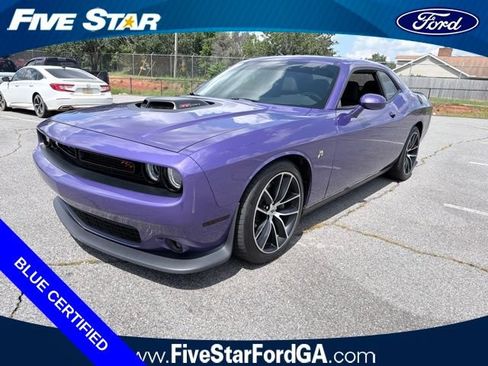 Used 2018 Dodge Challenger R/T Scat Pack RWD image 6