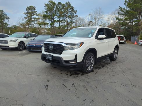 Certified 2023 Honda Passport EX-L image 1