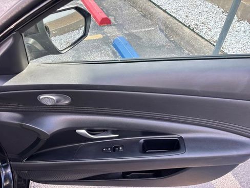 Used 2024 Hyundai Elantra Limited image 55