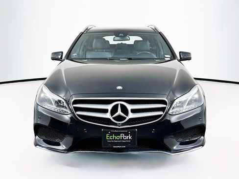 Used 2016 Mercedes-Benz E 350 4MATIC Wagon image 2