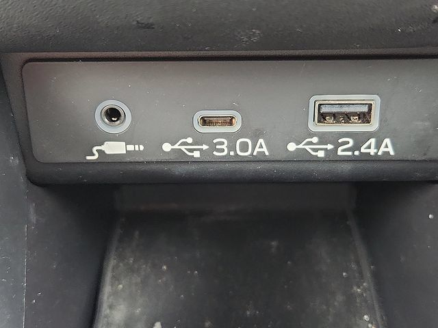 Used 2025 Subaru Outback Premium w/ Popular Package #1A AWD/4WD image 19