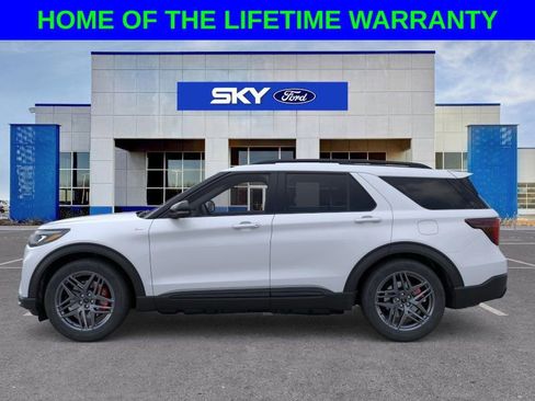 New 2026 Ford Explorer ST-Line w/ ST-Line Street Pack image 3