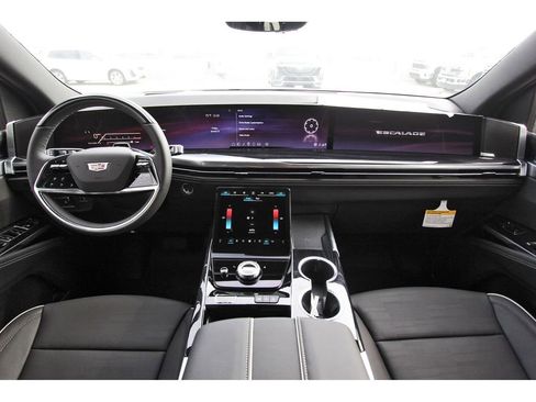 New 2026 Cadillac Escalade ESV Sport w/ Touring Package image 9