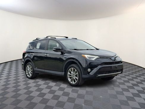 Used 2016 Toyota RAV4 Limited AWD/4WD image 4