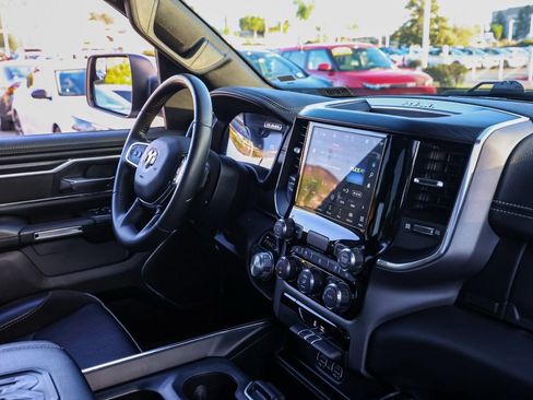 Used 2024 RAM 1500 Laramie image 19
