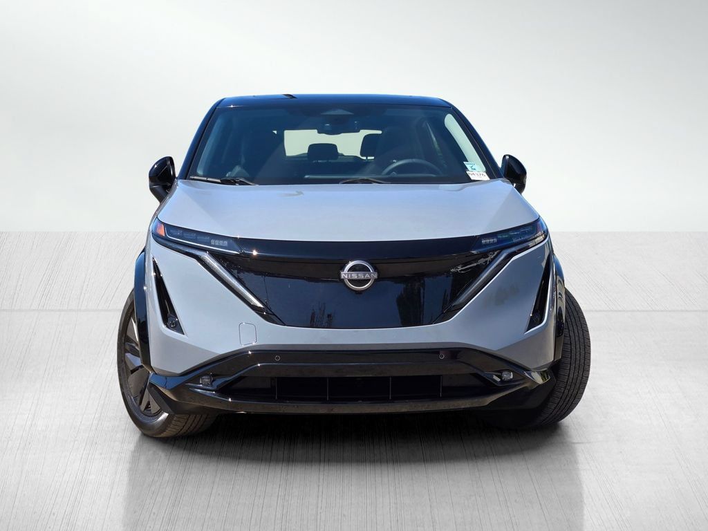 Used 2024 Nissan Ariya FWD image 3