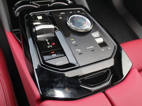 New 2026 BMW 530i xDrive w/ M Sport Package image 14