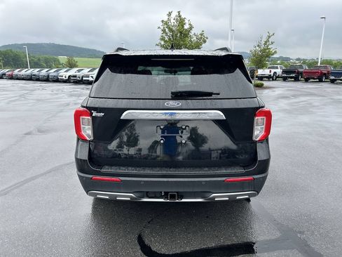 Used 2020 Ford Explorer XLT w/ Equipment Group 202A AWD/4WD image 6