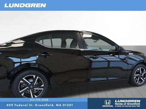 Used 2024 Nissan Sentra SV FWD image 10