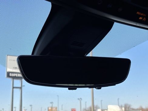 Used 2021 GMC Yukon Denali w/ Denali Premium Package image 48