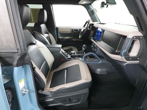 Certified 2022 Ford Bronco Wildtrak AWD/4WD image 33