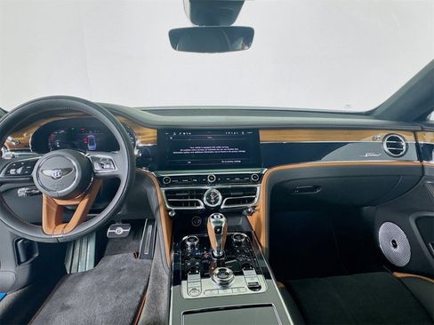 New 2025 Bentley Flying Spur Plug-In Hybrid image 22