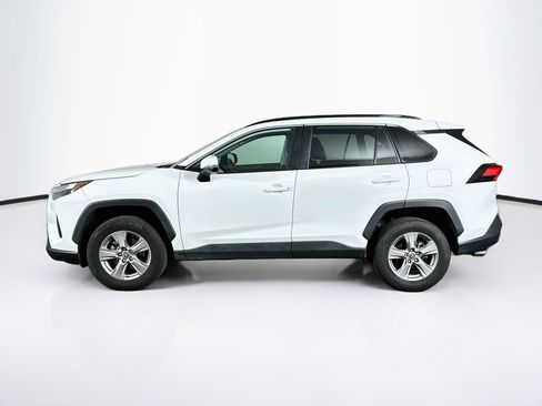 Used 2024 Toyota RAV4 XLE FWD image 4