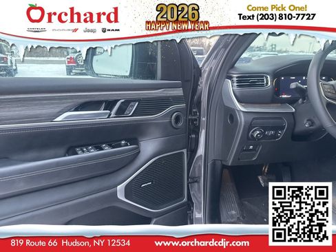 Used 2024 Jeep Wagoneer Series II image 27