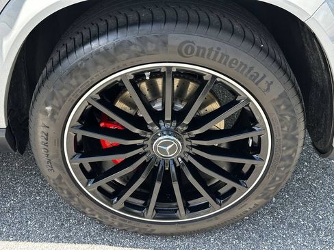 Certified 2025 Mercedes-Benz GLS 63 AMG 4MATIC image 24