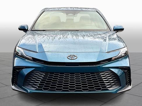 New 2026 Toyota Camry SE image 3