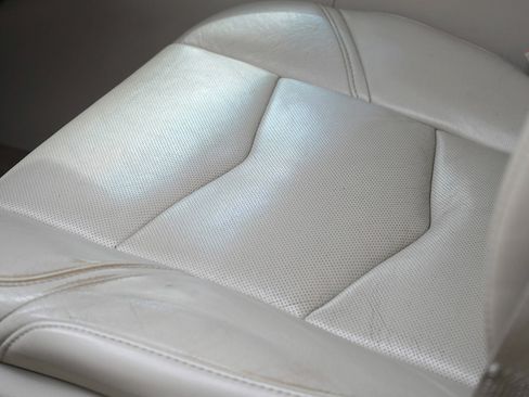 Used 2017 Cadillac Escalade ESV Premium Luxury image 11