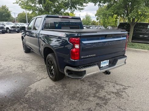 Used 2021 Chevrolet Silverado 1500 LT w/ Convenience Package II AWD/4WD image 3