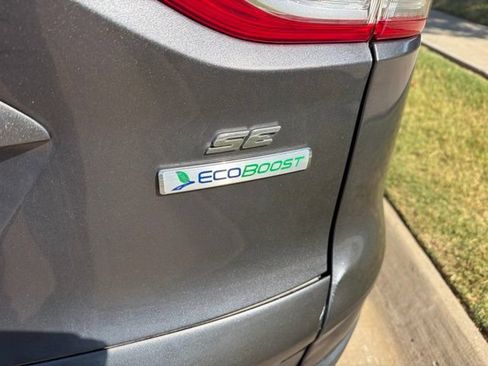 Used 2014 Ford Escape SE FWD image 6