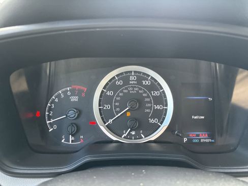 Used 2020 Toyota Corolla LE w/ Carpet Mat Package (TMS) image 13