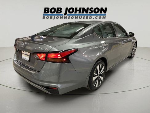 Used 2022 Nissan Altima 2.5 SV image 7