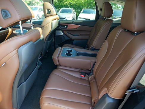 Used 2025 Acura MDX SH-AWD w/ Technology Package image 28