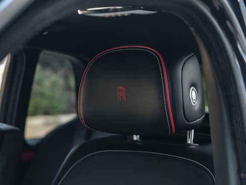 Used 2022 Rolls-Royce Cullinan image 36