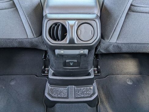 Certified 2025 Jeep Wrangler Unlimited Sahara AWD/4WD image 41