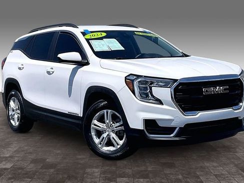 Used 2024 GMC Terrain SLE w/ Driver Convenience Package AWD/4WD image 11