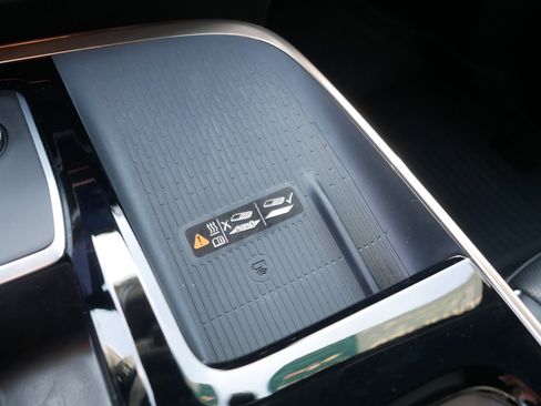 Certified 2025 Buick Enclave Avenir w/ Super Cruise Package image 31