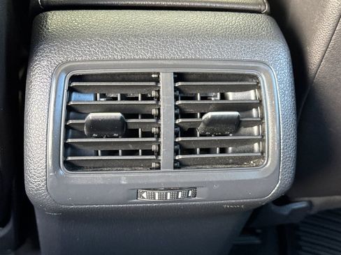 Used 2015 Volkswagen Golf SEL w/ Lighting Package (SEL) FWD image 16