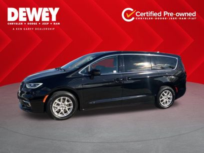 Used 2024 Chrysler Pacifica Touring-L