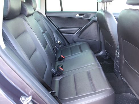 Used 2016 Volkswagen Tiguan SE FWD image 11
