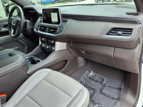 Used 2022 GMC Yukon SLT w/ SLT Premium Package RWD image 8