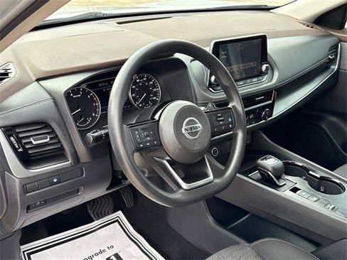 Certified 2021 Nissan Rogue SV image 20