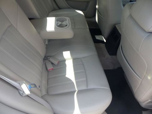 Used 2007 Chrysler 300 C RWD image 15