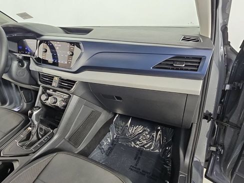 Certified 2023 Volkswagen Taos SE w/ Panoramic Sunroof Package FWD image 14