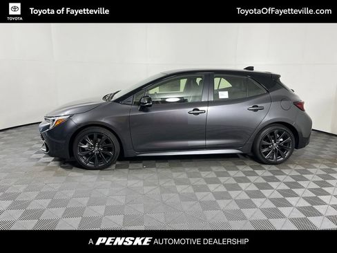 Used 2026 Toyota Corolla XSE FWD image 2