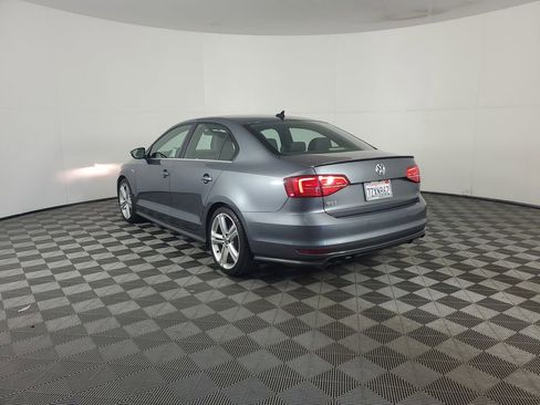 Used 2017 Volkswagen Jetta GLI image 6