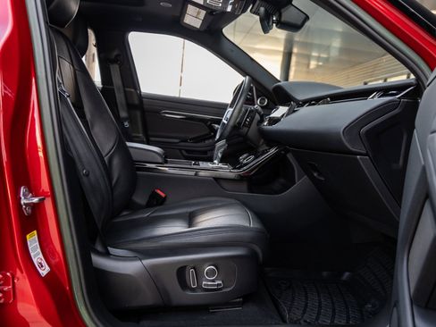 Used 2023 Land Rover Range Rover Evoque R-Dynamic S image 39