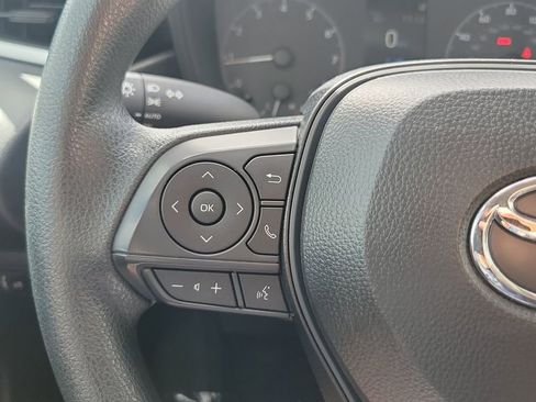 Certified 2025 Toyota Corolla LE w/ Convenience Package image 25