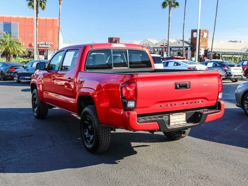 Used 2022 Toyota Tacoma SR image 8