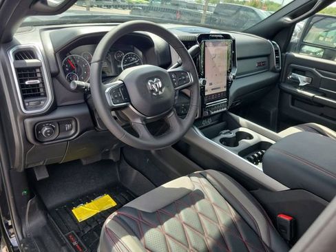 New 2025 RAM 2500 Big Horn AWD/4WD image 11