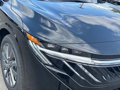 New 2026 Nissan Sentra SL w/ Floor Mat Package image 10