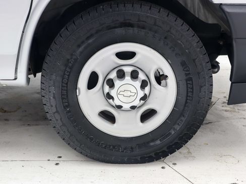 Used 2019 Chevrolet Express 3500 LS RWD image 29