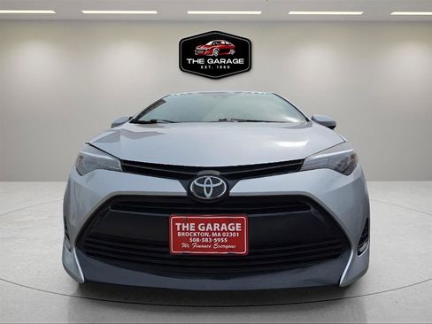 Used 2019 Toyota Corolla LE FWD image 2