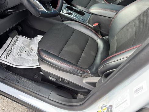 Used 2025 Ford Escape ST-Line image 16