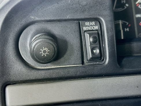 Used 1994 Ford Bronco Eddie Bauer AWD/4WD image 19
