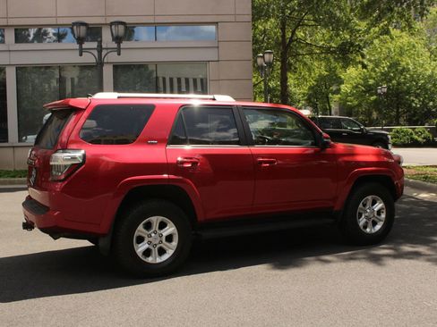Used 2015 Toyota 4Runner SR5 Premium AWD/4WD image 7
